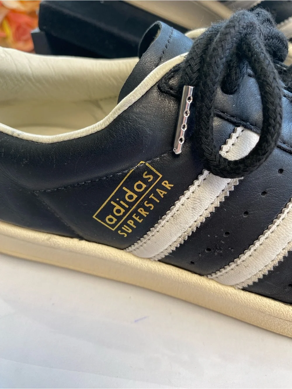 adidas Originals Superstar Leather Shell Toe Sneaker Black White Men’s 10 AJ0325